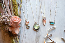 Load image into Gallery viewer, Prehnite Necklace